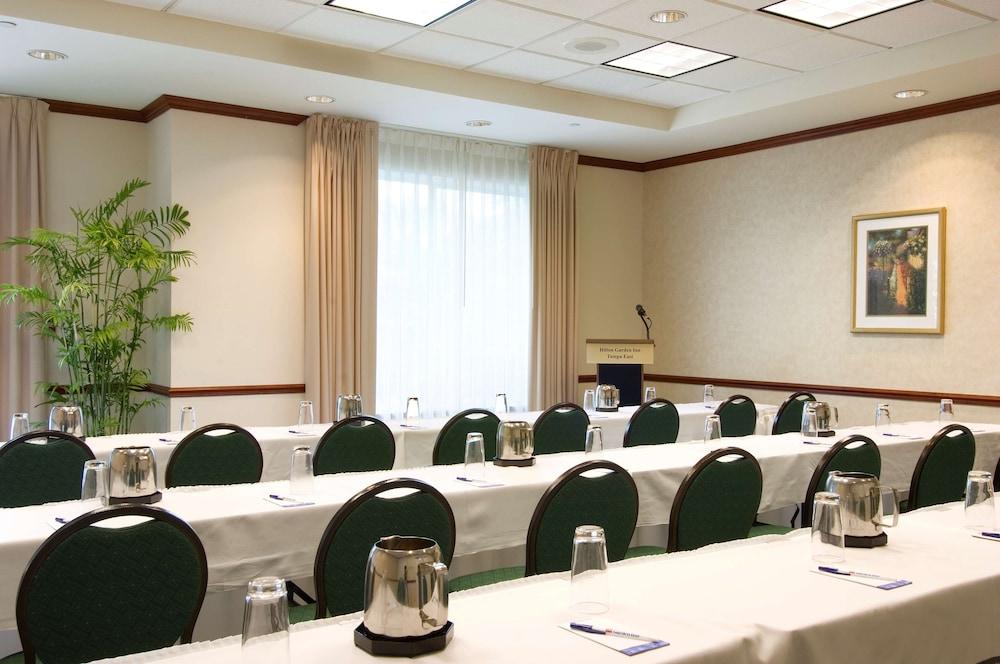 Hilton Garden Inn Tampa East Brandon Mango Экстерьер фото